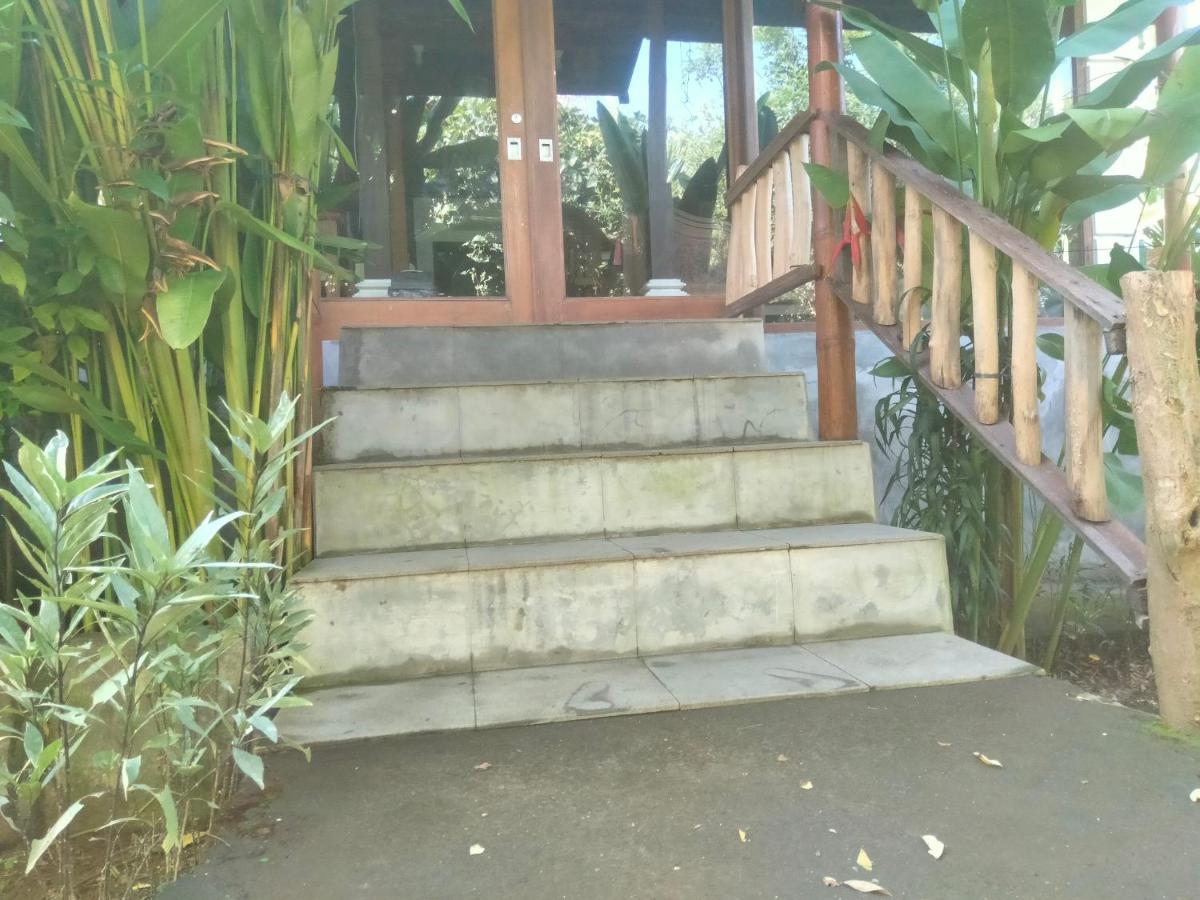 Pier26 Bali Homestay Nusa Dua  Exteriör bild